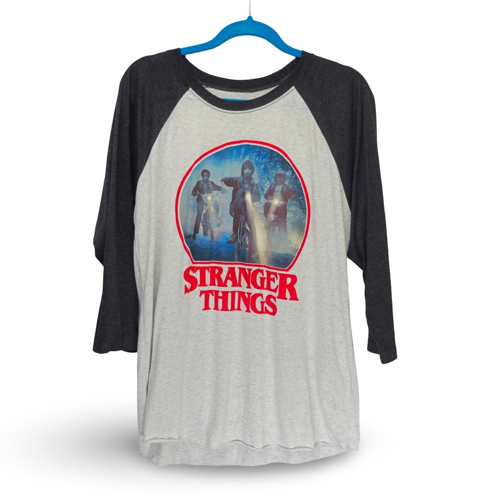 Stranger Things Raglan Baseball Shirt Mens Large Gray Black Excellent